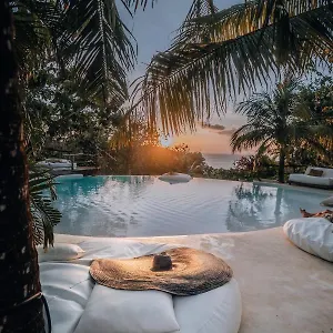la-cabane.ubudhotelsnow.com/